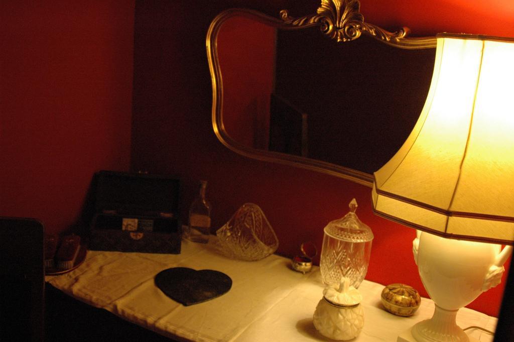 La Grande Maison Pas-de-Jeu Rum bild